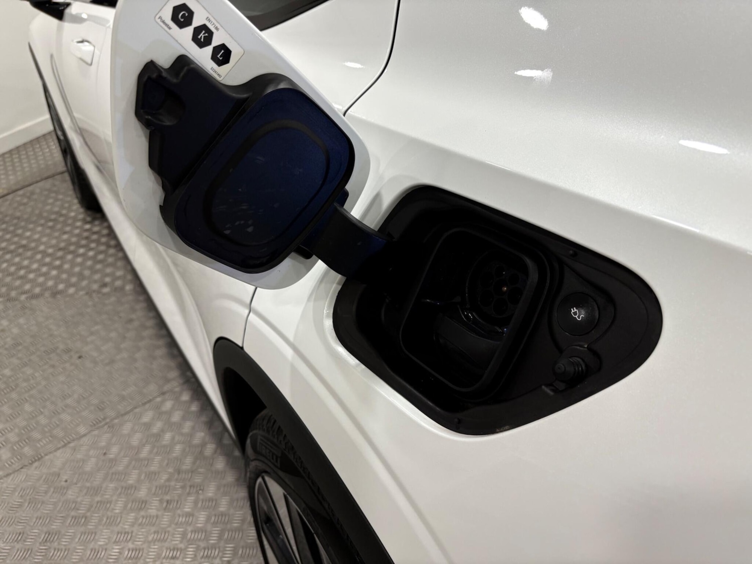 Used Polestar Polestar 2 2023 for sale - 76865315: Photo 53