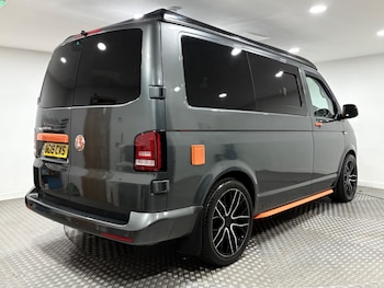 Used Volkswagen Transporter 2019 for sale - 76610194: Photo