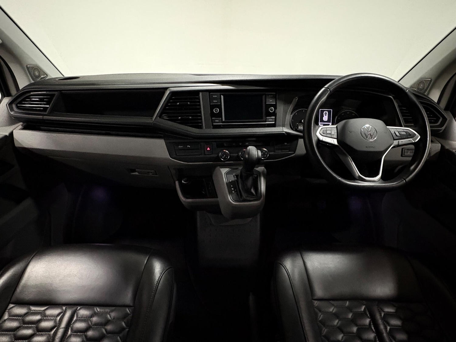 Used Volkswagen Transporter 2023 for sale - 78157084: Photo 10