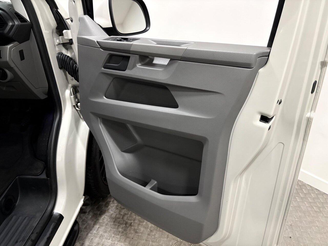 Used Volkswagen Transporter 2023 for sale - 78157084: Photo 46