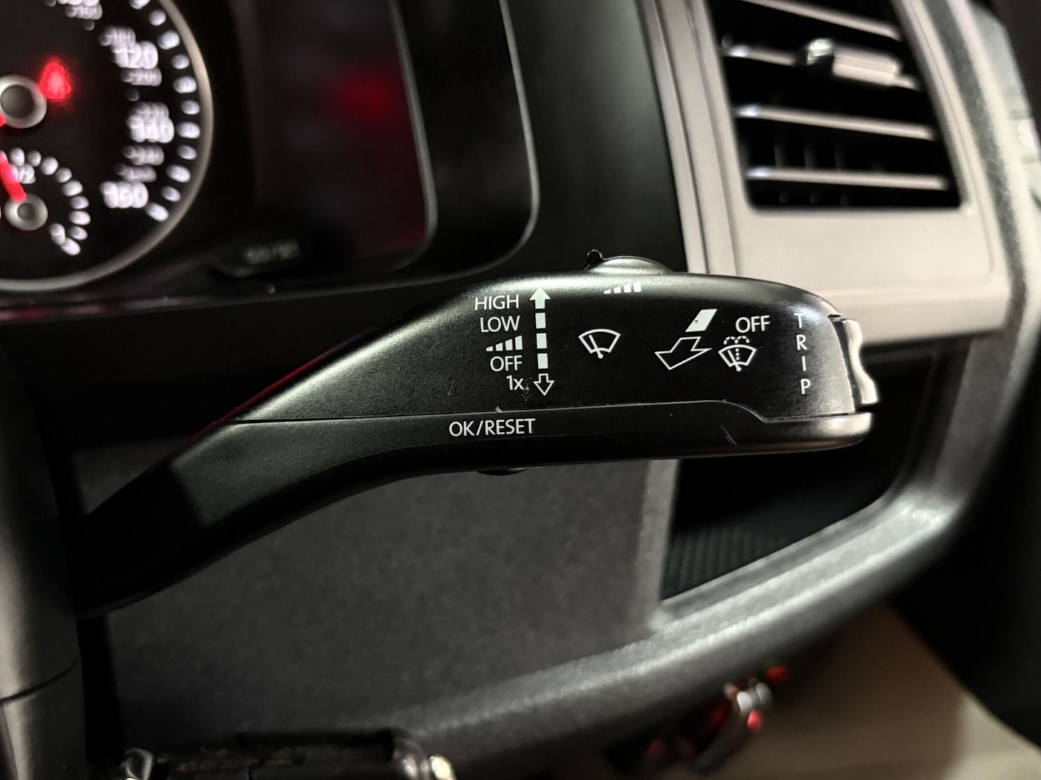 Used Volkswagen Transporter 2019 for sale - 77021192: Photo 32