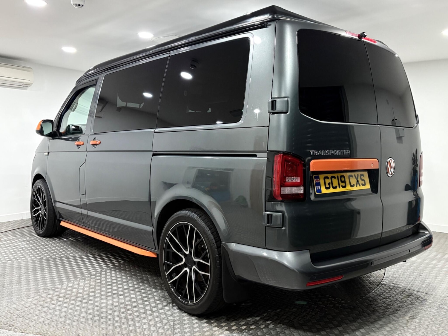 Used Volkswagen Transporter 2019 for sale - 77021192: Photo 6