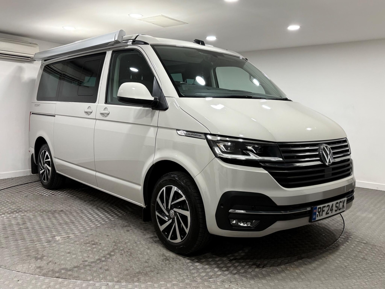 Used Volkswagen California 2024 for sale - 77411226: Photo 2