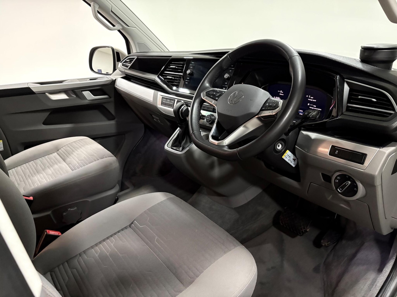 Used Volkswagen California 2024 for sale - 77411226: Photo 26