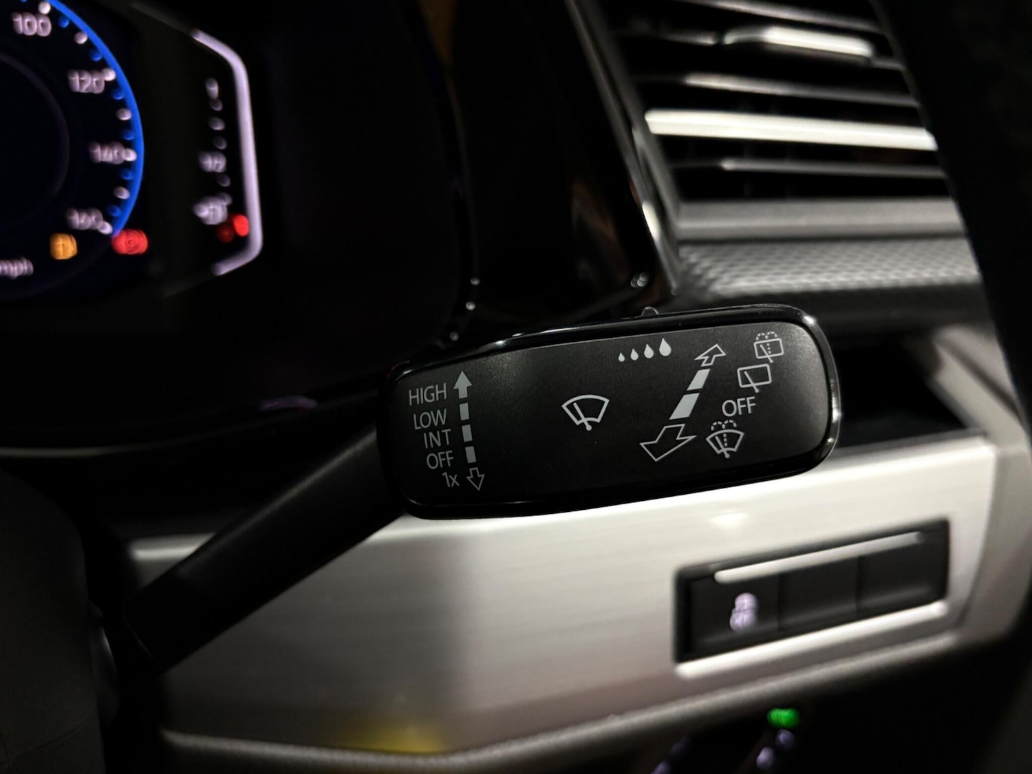 Used Volkswagen California 2024 for sale - 77411226: Photo 34