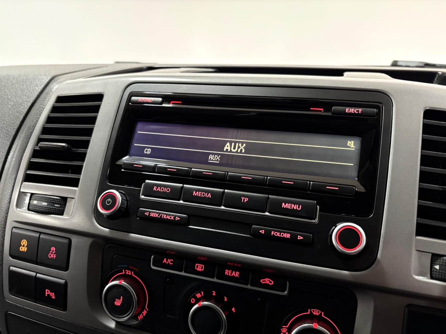 Used Volkswagen California 2015 for sale - 77377370: Photo 35