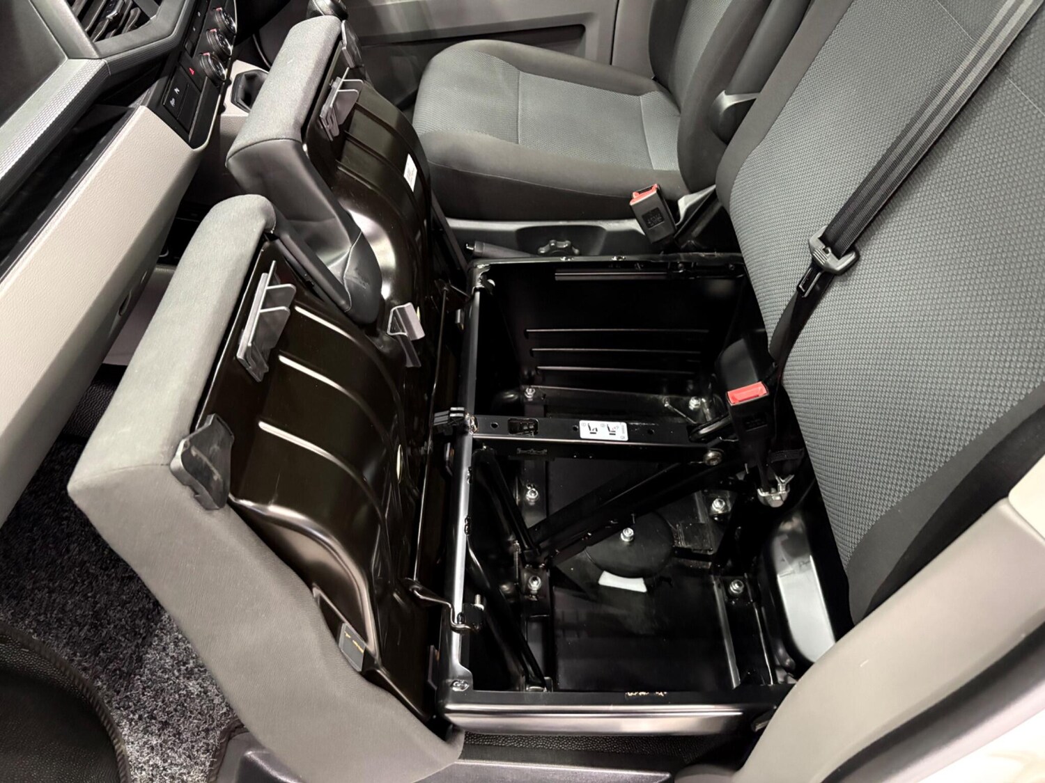 Used Volkswagen Transporter 2021 for sale - 78204500: Photo 45