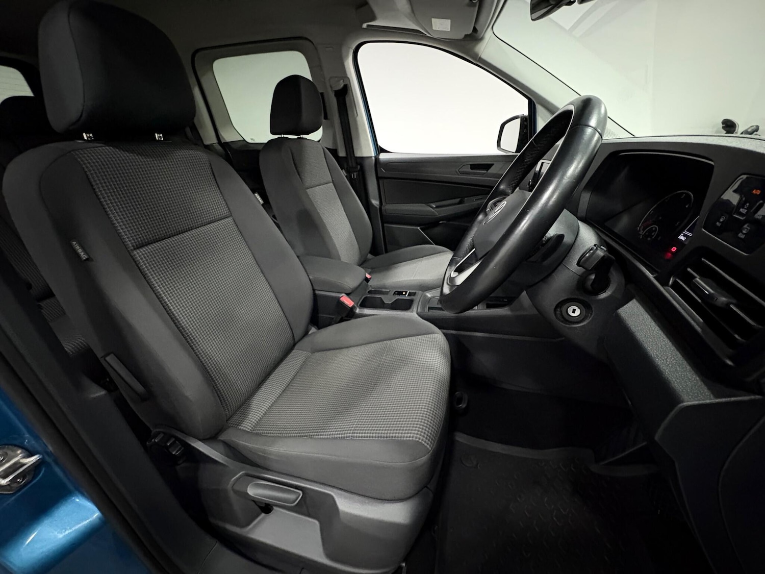 Used Volkswagen Caddy California 2022 for sale - 77020910: Photo 14