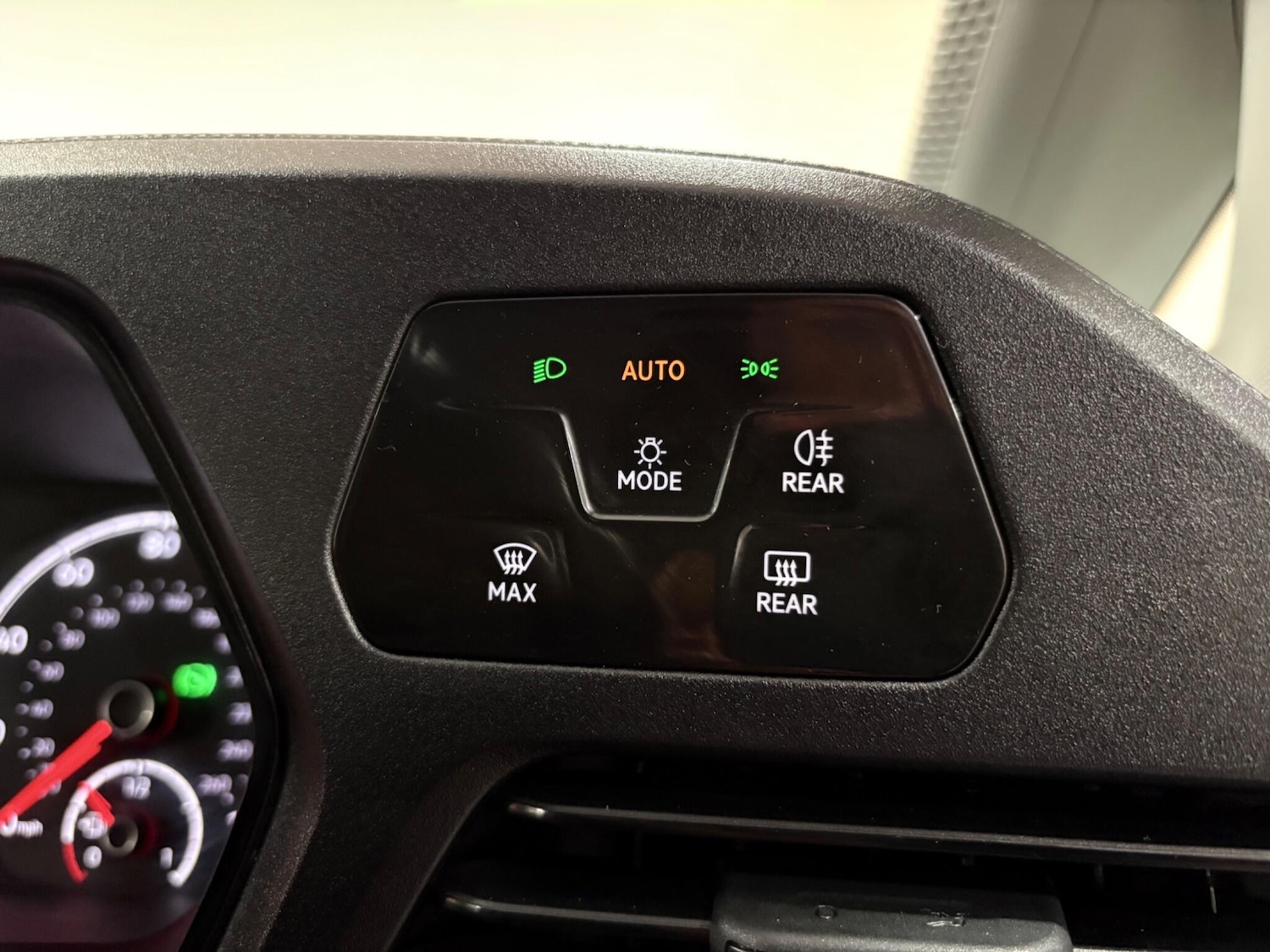 Used Volkswagen Caddy California 2022 for sale - 76952295: Photo 37