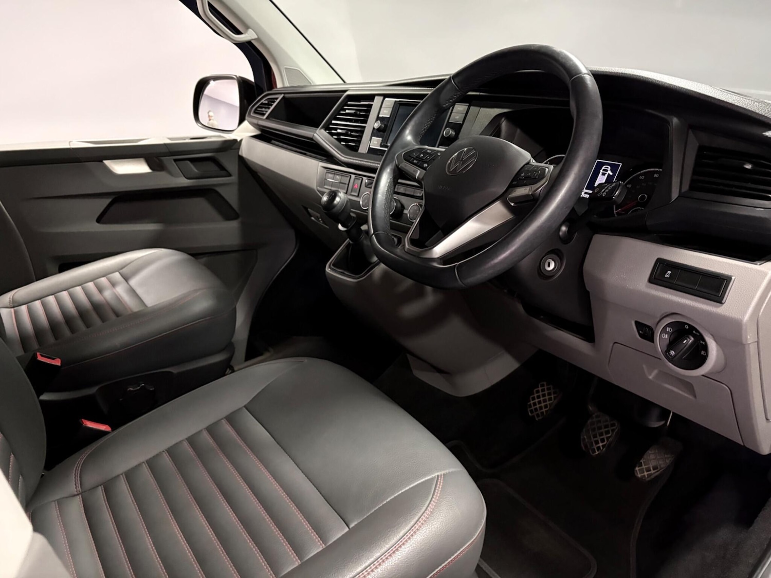 Used Volkswagen Transporter 2023 for sale - 78204521: Photo 24