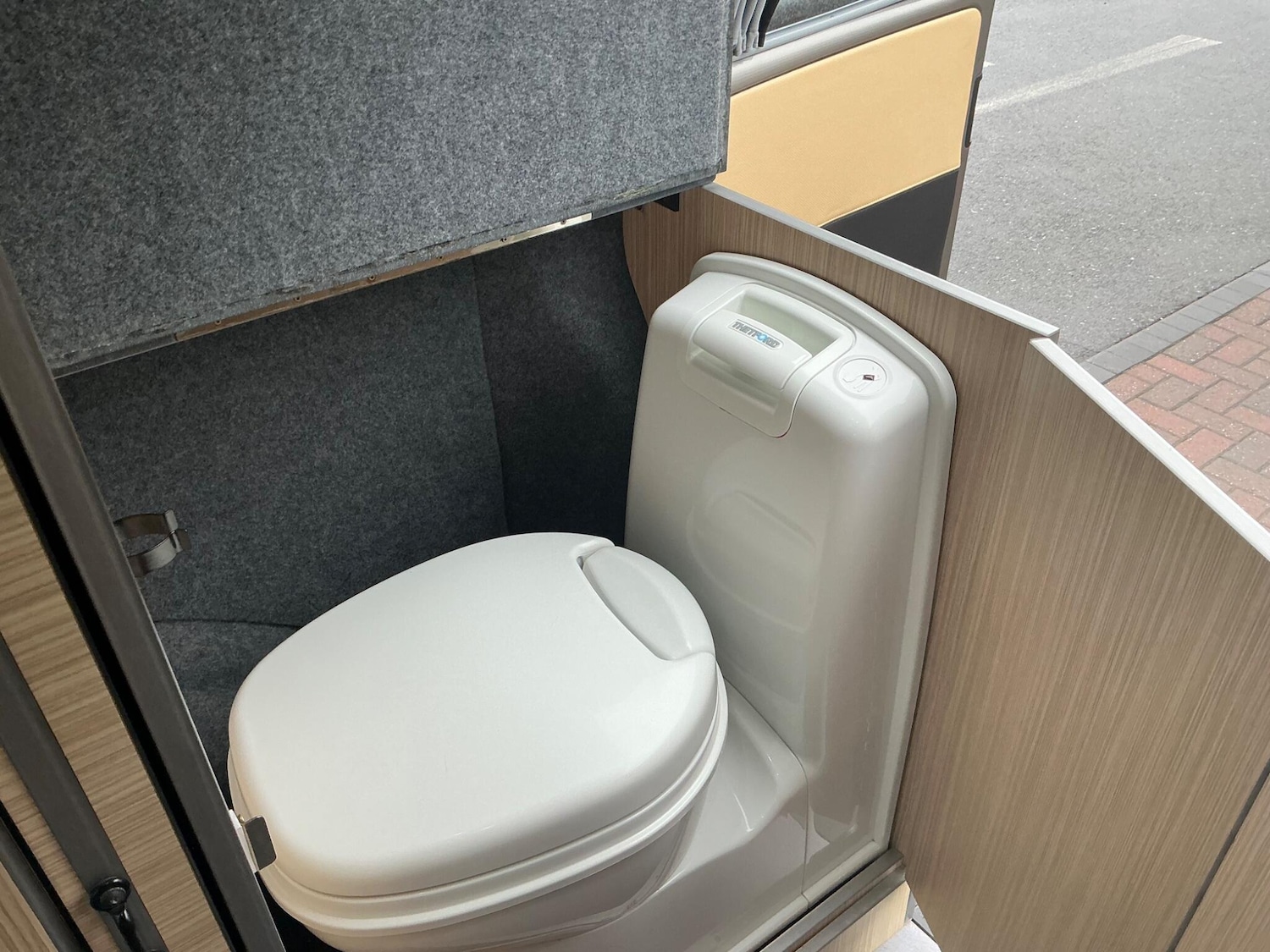 Used Volkswagen Transporter 2016 for sale - 77612217: Photo 10