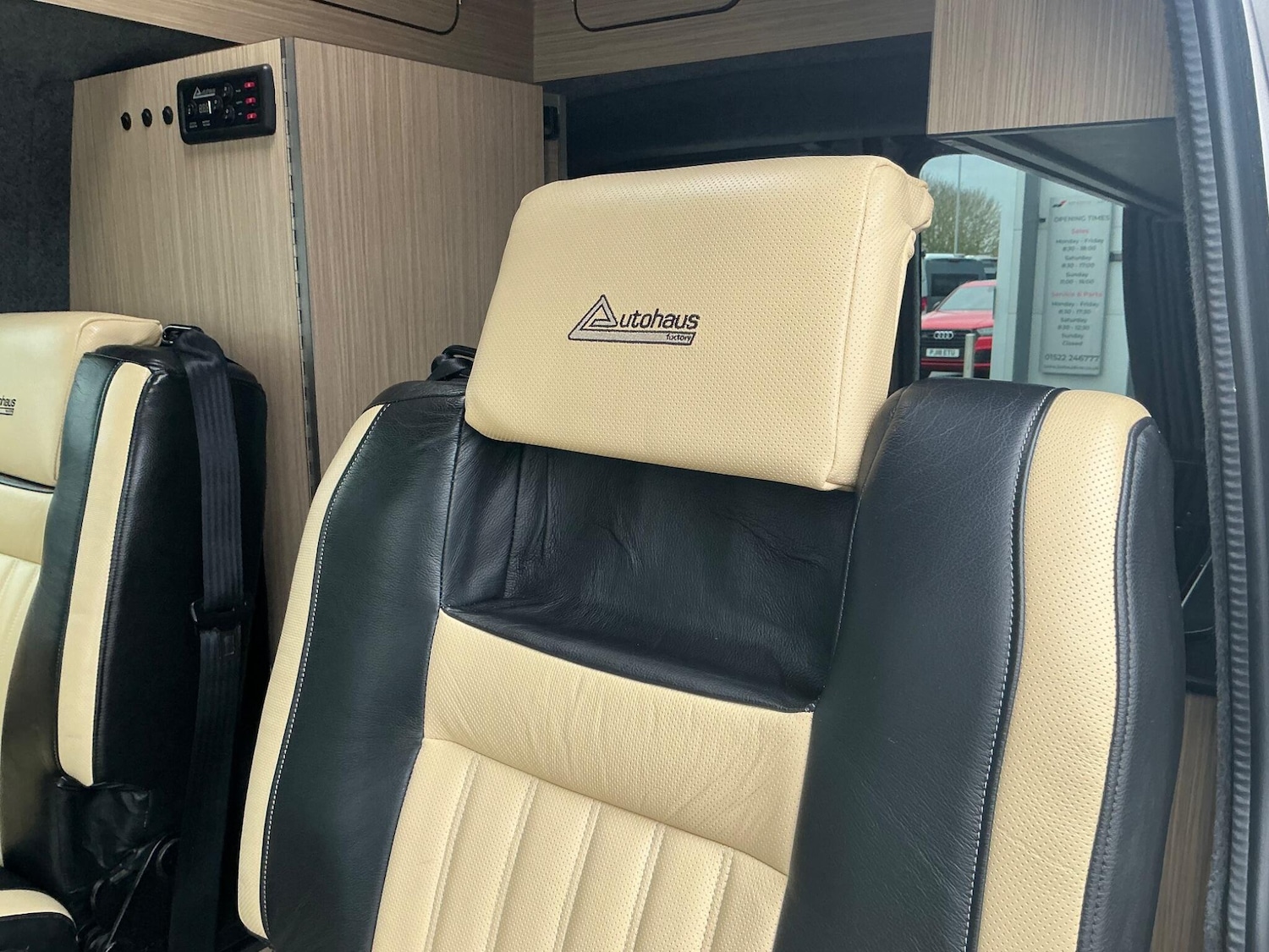 Used Volkswagen Transporter 2016 for sale - 77612217: Photo 16