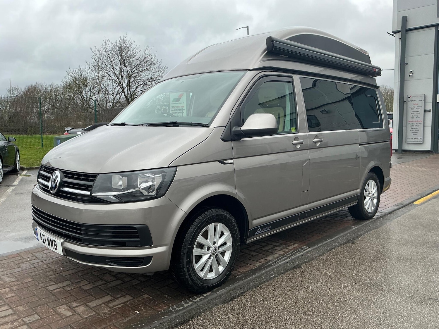 Used Volkswagen Transporter 2016 for sale - 77612217: Photo 2