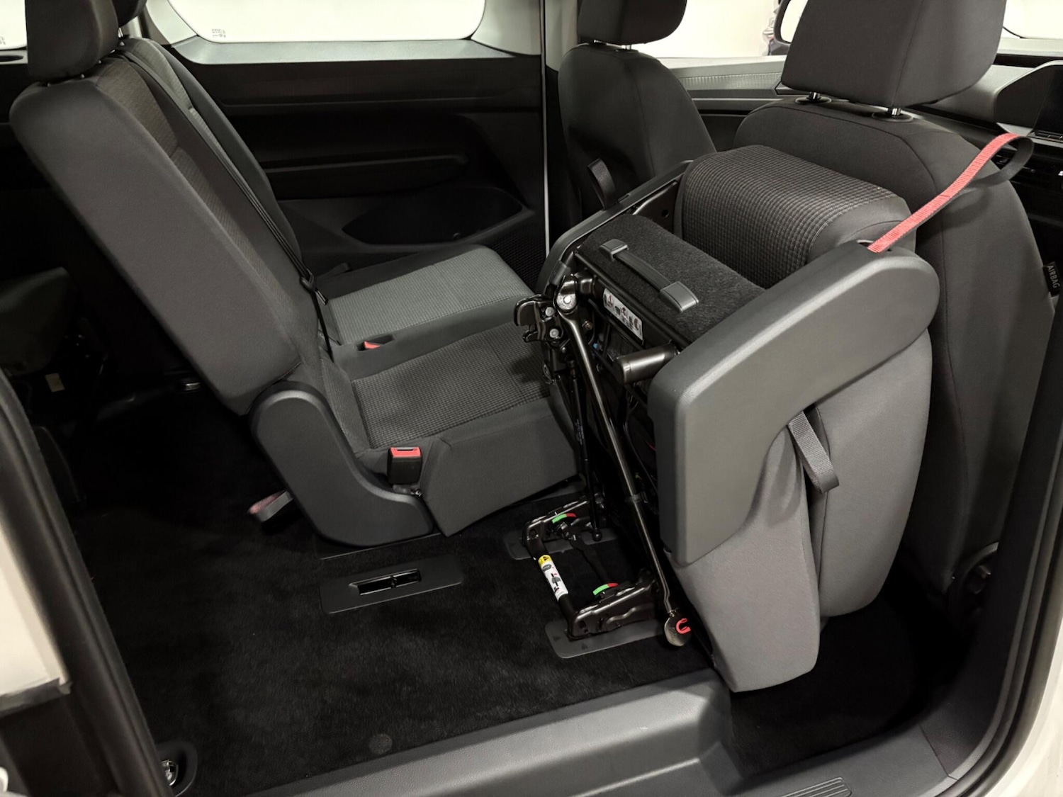 Used Volkswagen Caddy Maxi 2024 for sale - 76839376: Photo 41