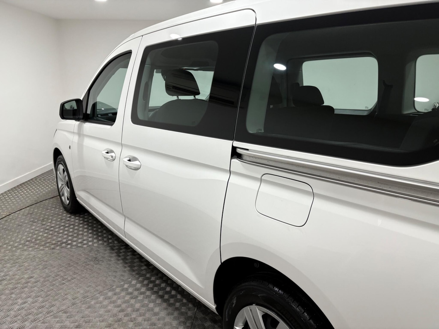 Used Volkswagen Caddy Maxi 2024 for sale - 76839376: Photo 49