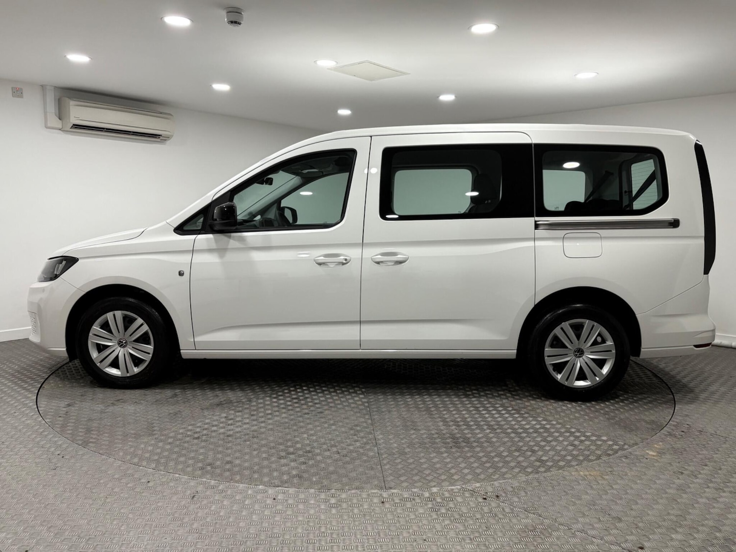 Used Volkswagen Caddy Maxi 2024 for sale - 76839376: Photo 6