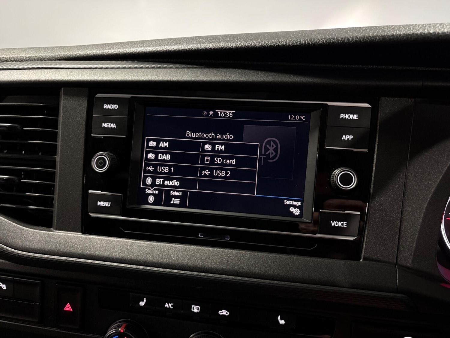 Used Volkswagen Transporter 2023 for sale - 78157593: Photo 35