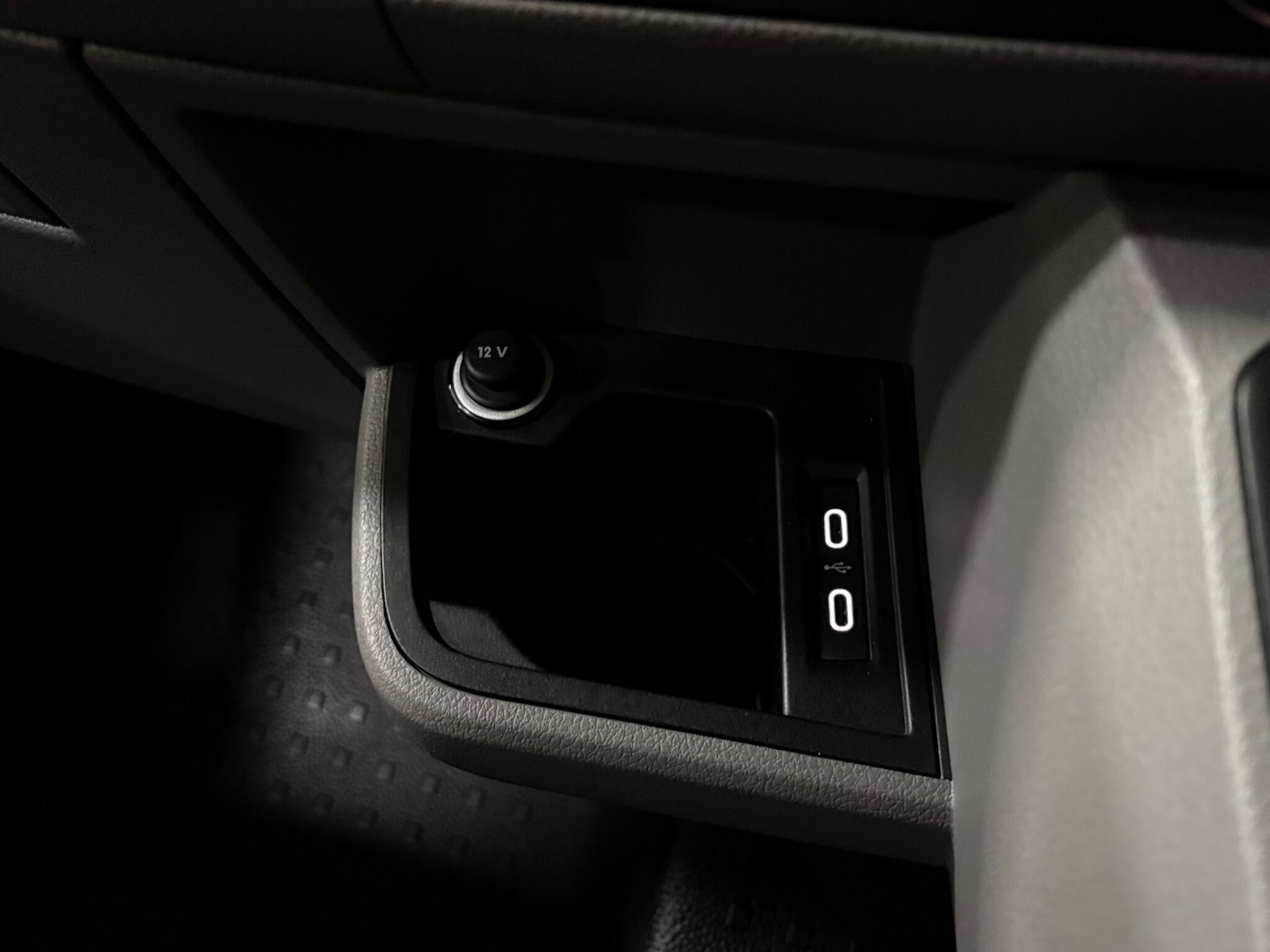 Used Volkswagen Transporter 2023 for sale - 78157593: Photo 41