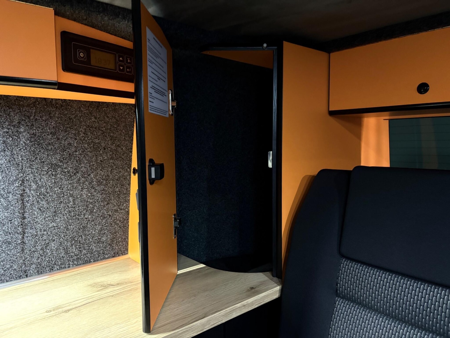 Used Volkswagen Transporter 2023 for sale - 78157593: Photo 47