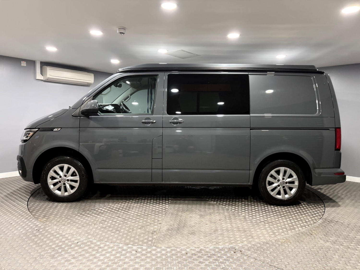Used Volkswagen Transporter 2023 for sale - 78157593: Photo 6