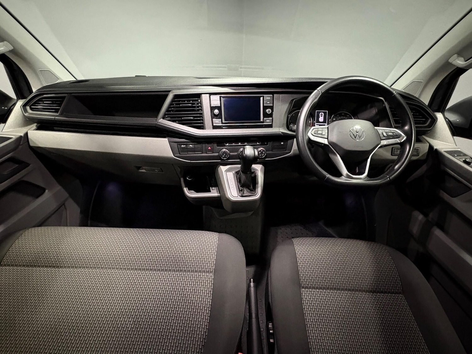 Used Volkswagen Transporter 2023 for sale - 78157593: Photo 9