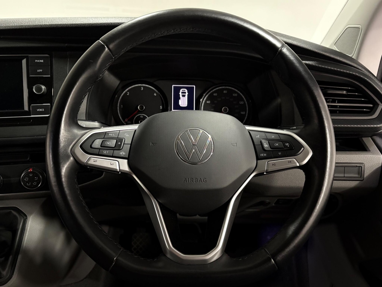 Used Volkswagen Transporter 2021 for sale - 77496165: Photo 30