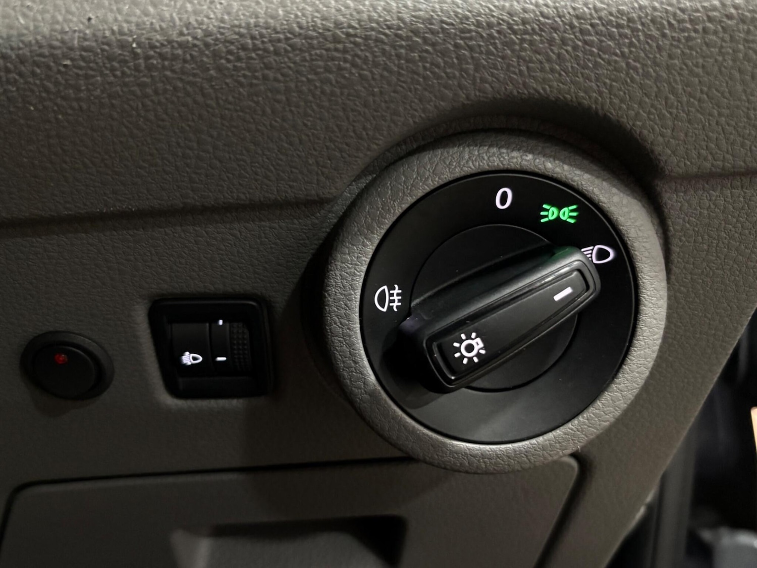 Used Volkswagen Transporter 2021 for sale - 77496165: Photo 44