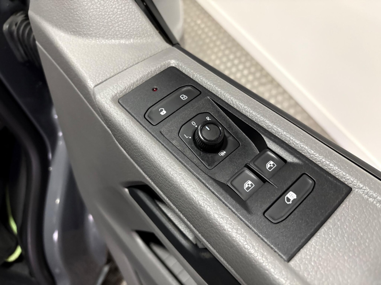 Used Volkswagen Transporter 2021 for sale - 77496165: Photo 46