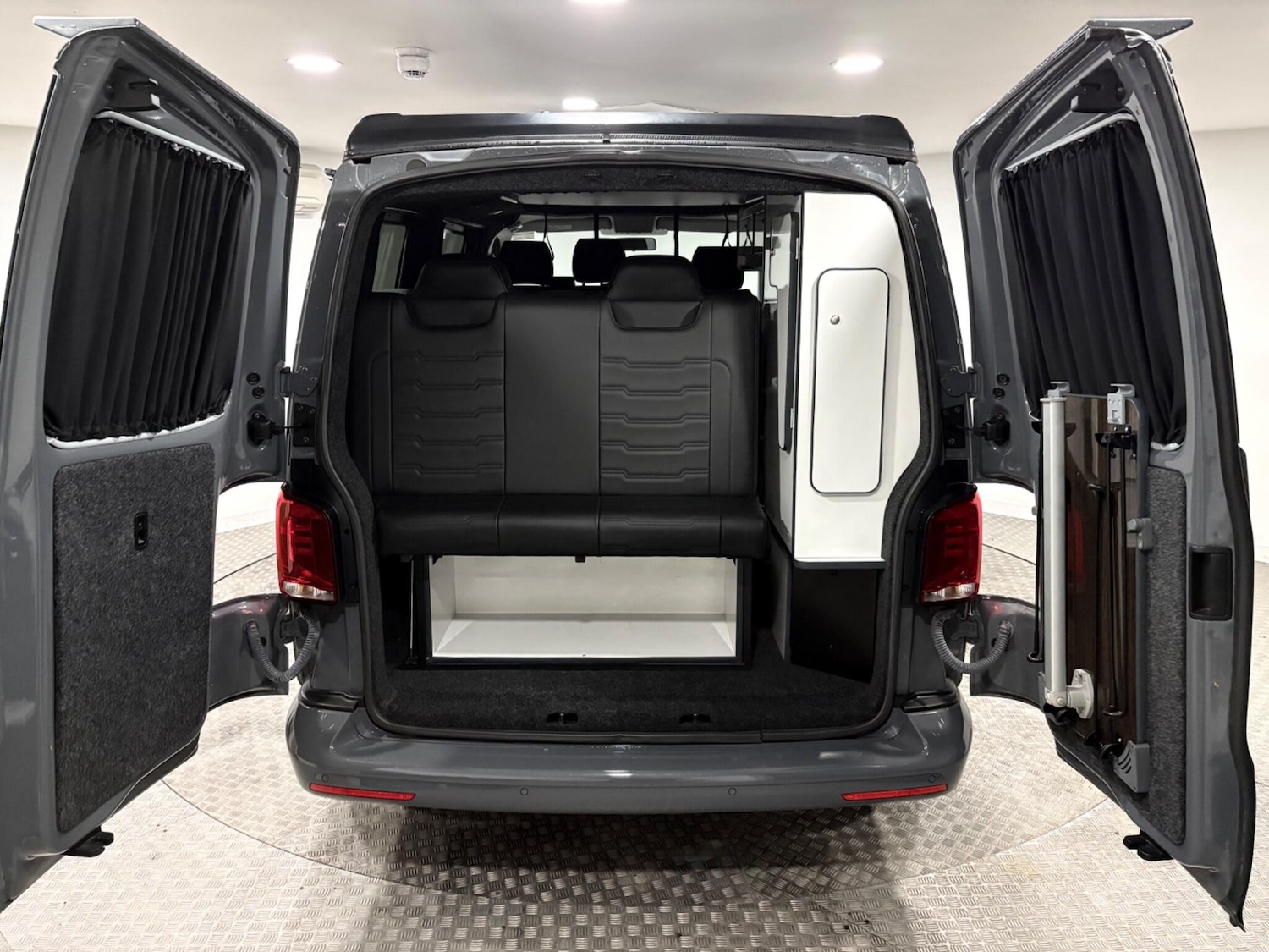 Used Volkswagen Transporter 2021 for sale - 77496165: Photo 49