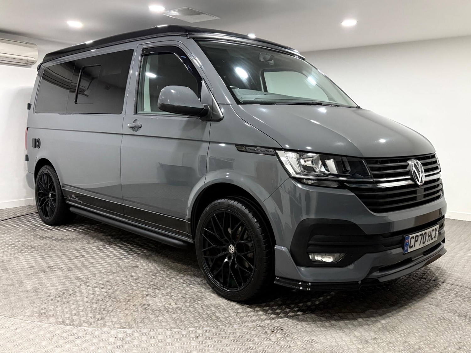 Used Volkswagen Transporter 2021 for sale - 77633319: Photo 2