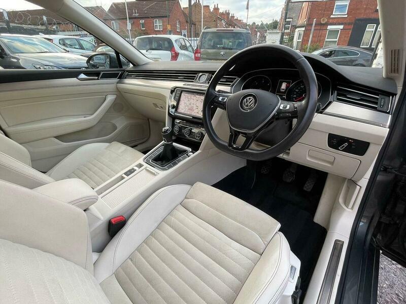 Used Volkswagen Passat 2015 for sale - 76700625: Photo 24