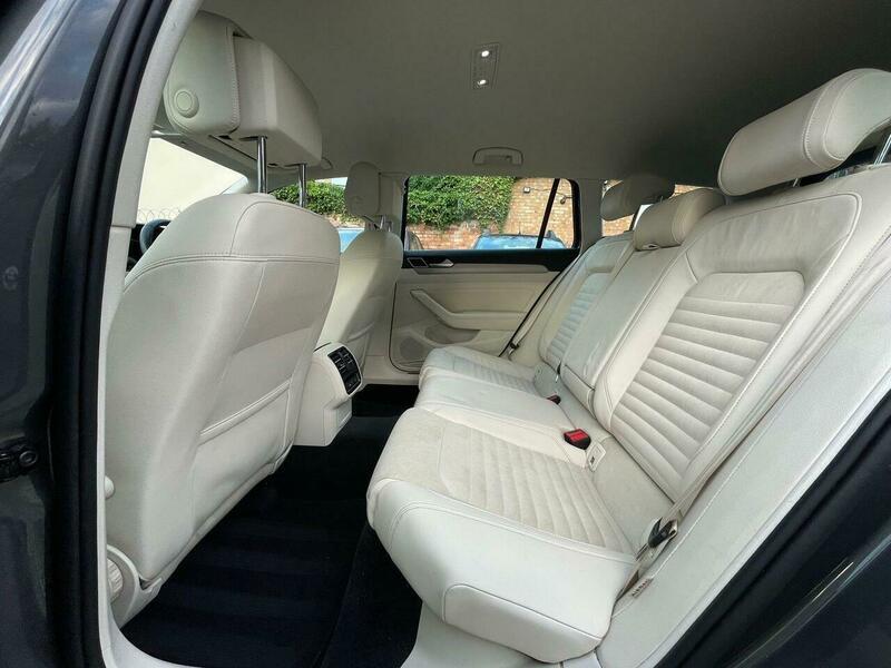 Used Volkswagen Passat 2015 for sale - 76700625: Photo 31