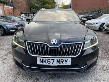 Used Skoda Superb 2017 for sale - 76284318: Photo