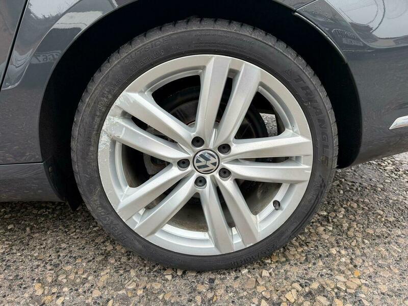 Used Volkswagen Passat 2014 for sale - 77202792: Photo 32