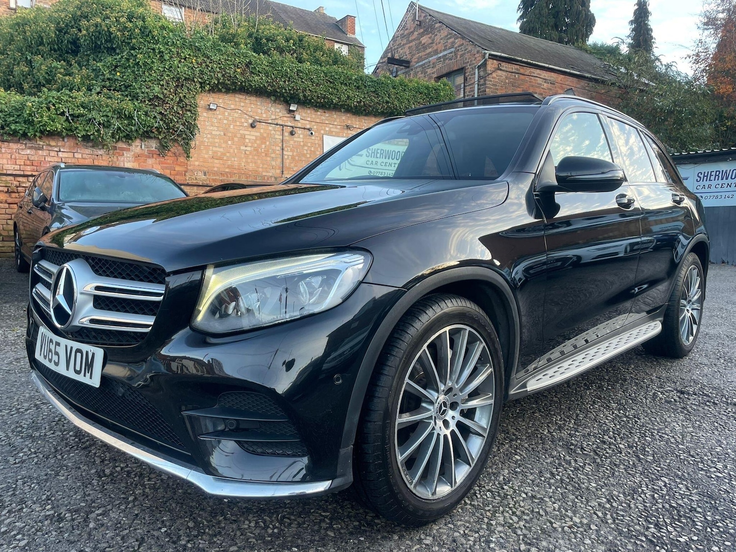 Used Mercedes-Benz GLC 2015 for sale - 76607945: Photo 3