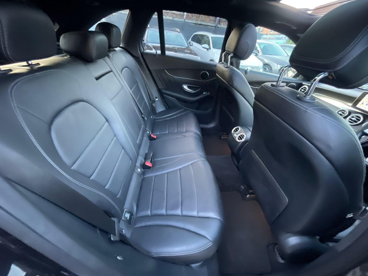 Used Mercedes-Benz GLC 2015 for sale - 76607945: Photo 30