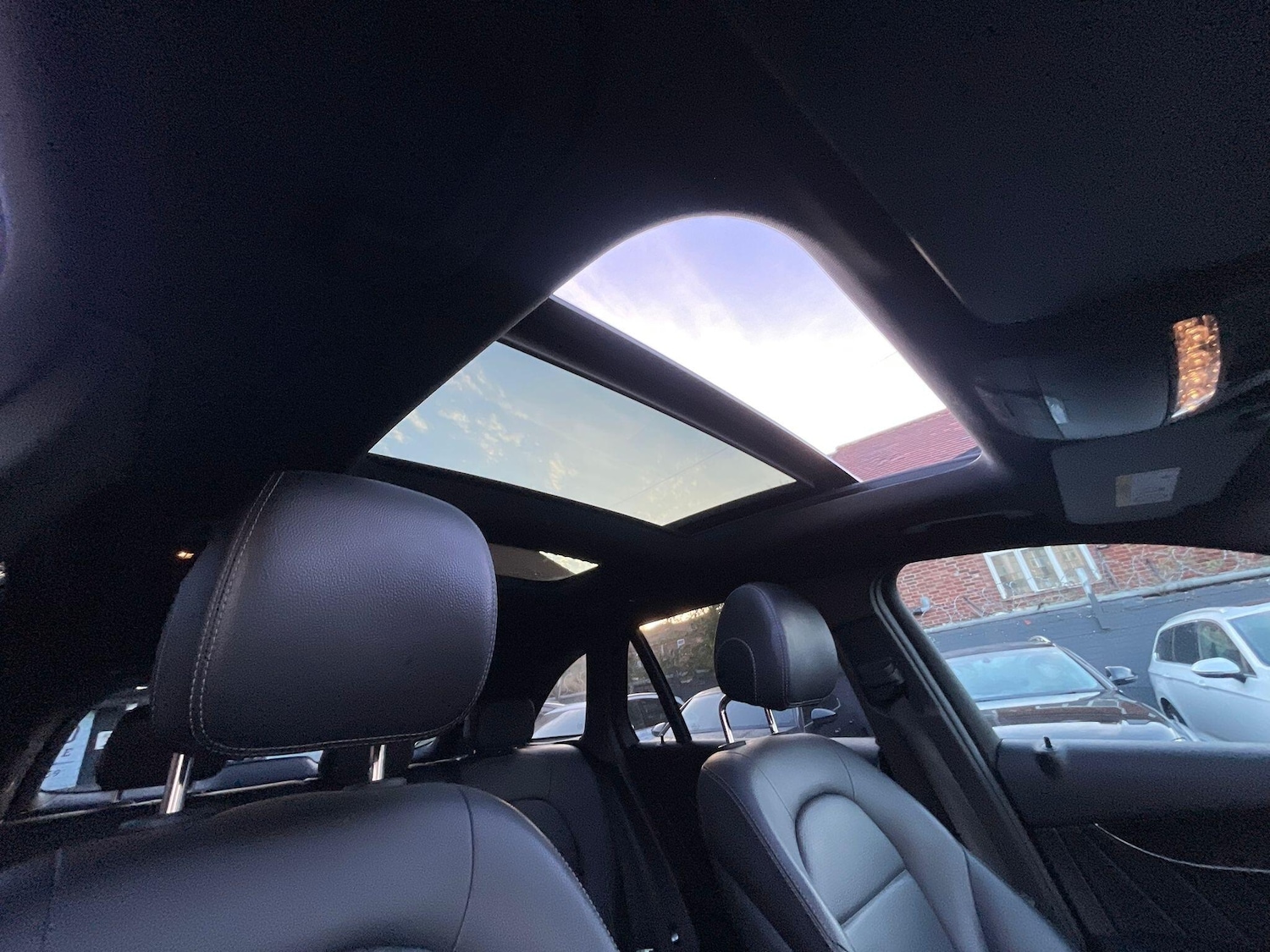 Used Mercedes-Benz GLC 2015 for sale - 76607945: Photo 47