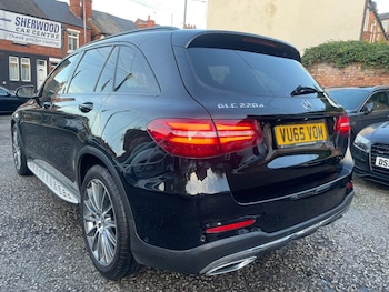 Used Mercedes-Benz GLC 2015 for sale - 76607945: Photo