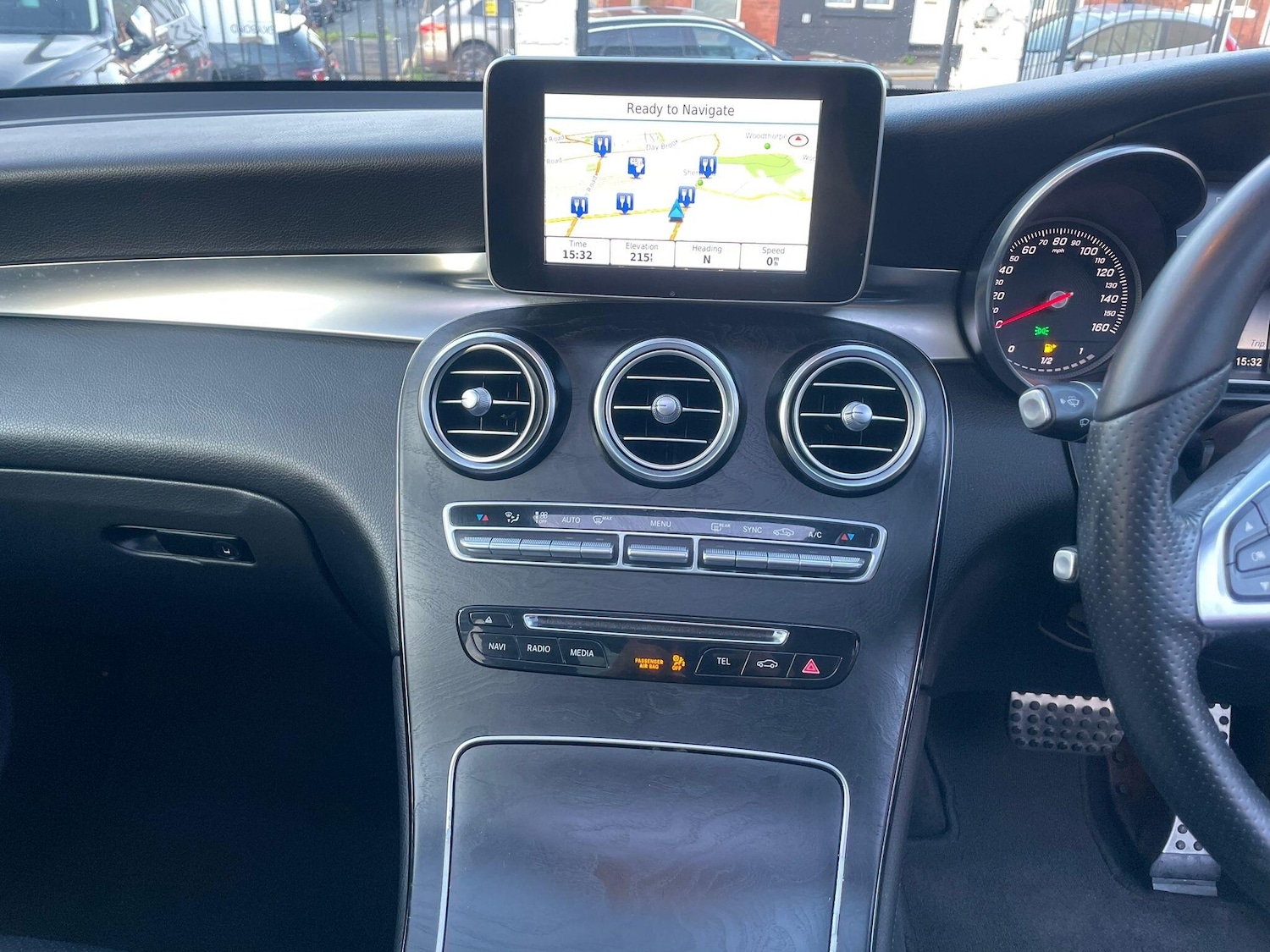 Used Mercedes-Benz GLC 2015 for sale - 76607945: Photo 52