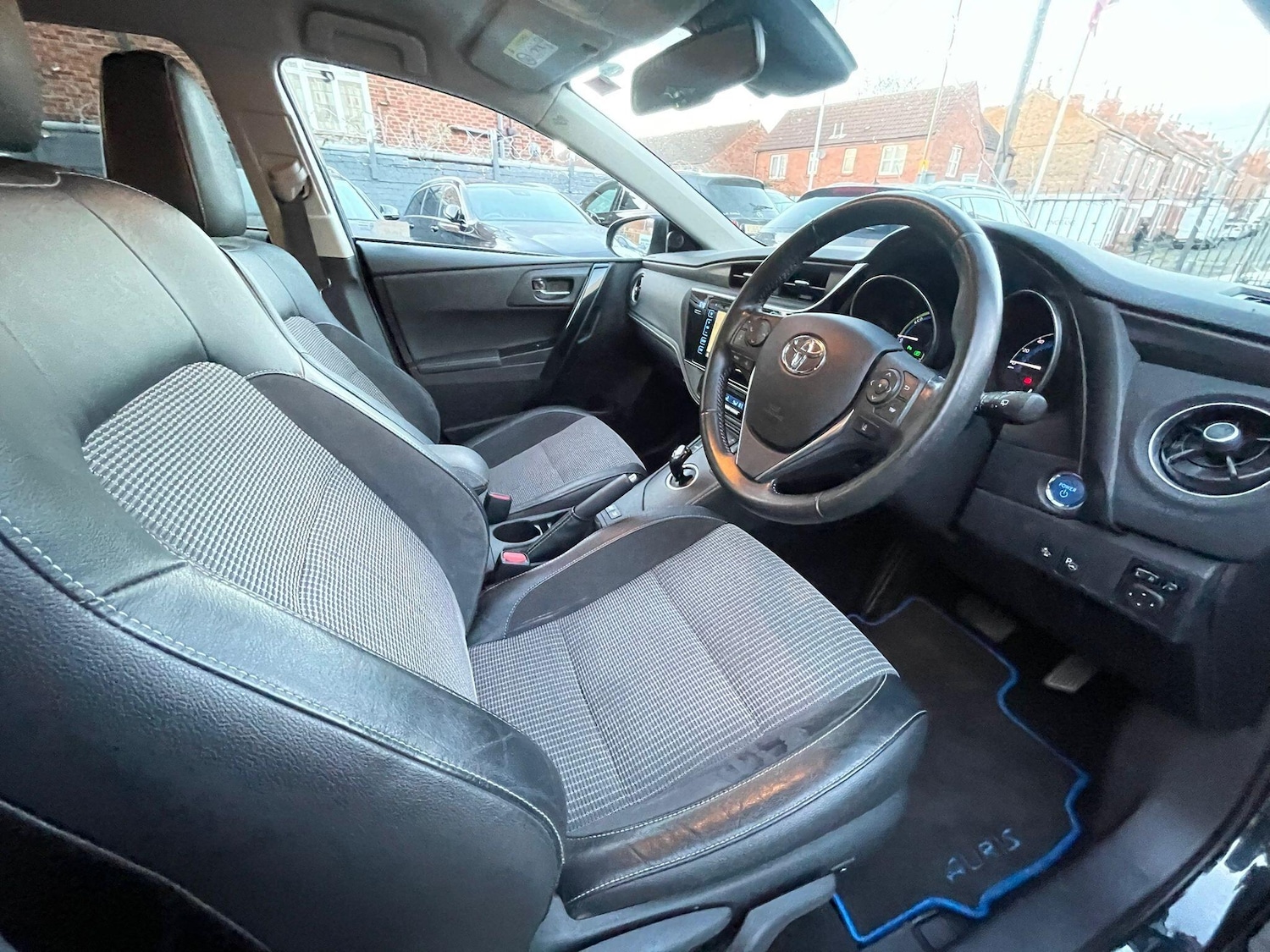 Used Toyota Auris 2016 for sale - 76701559: Photo 23