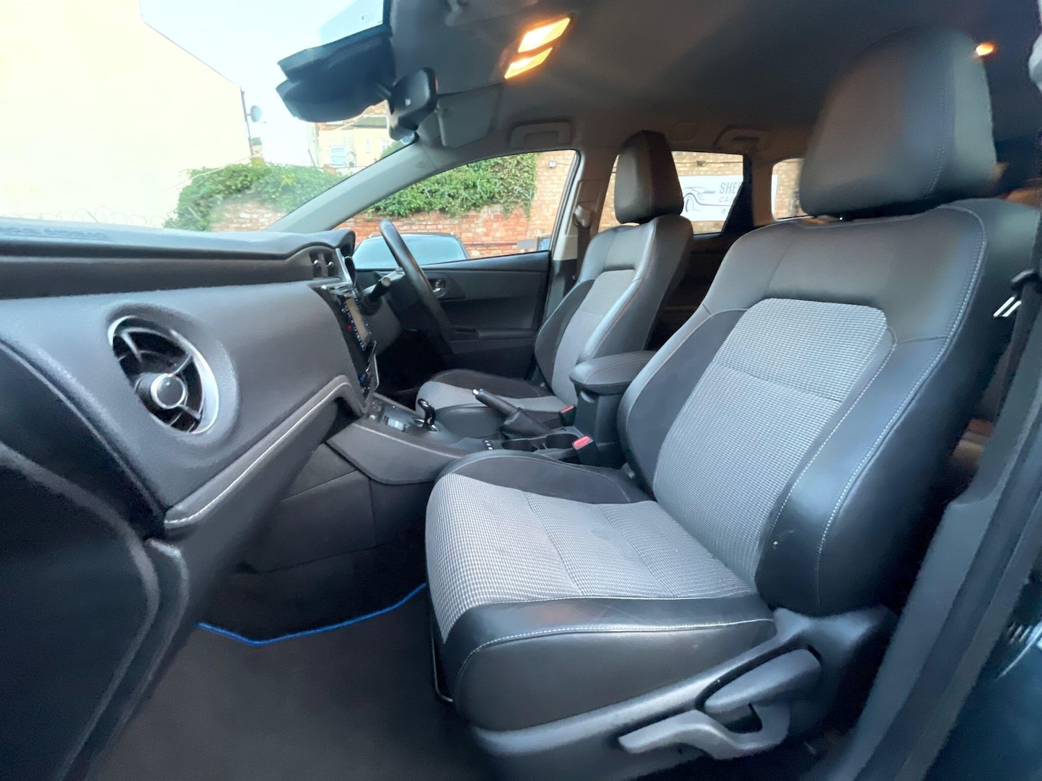 Used Toyota Auris 2016 for sale - 76701559: Photo 40