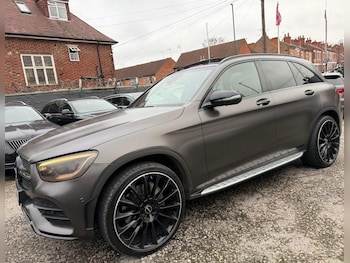 Used Mercedes-Benz GLC 2020 for sale - 76976355: Photo