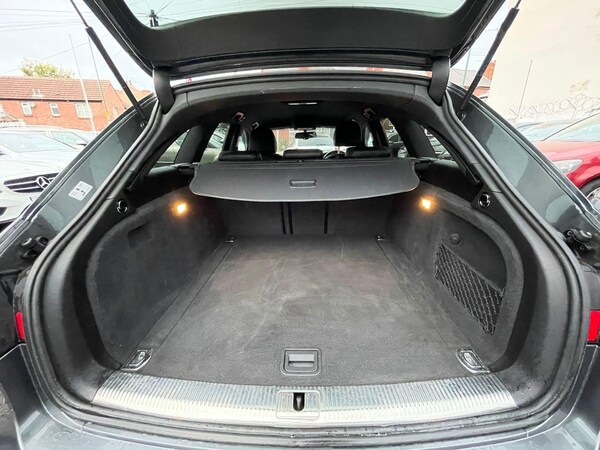 Used Audi A4 Avant 2014 for sale - 76200490: Photo 39