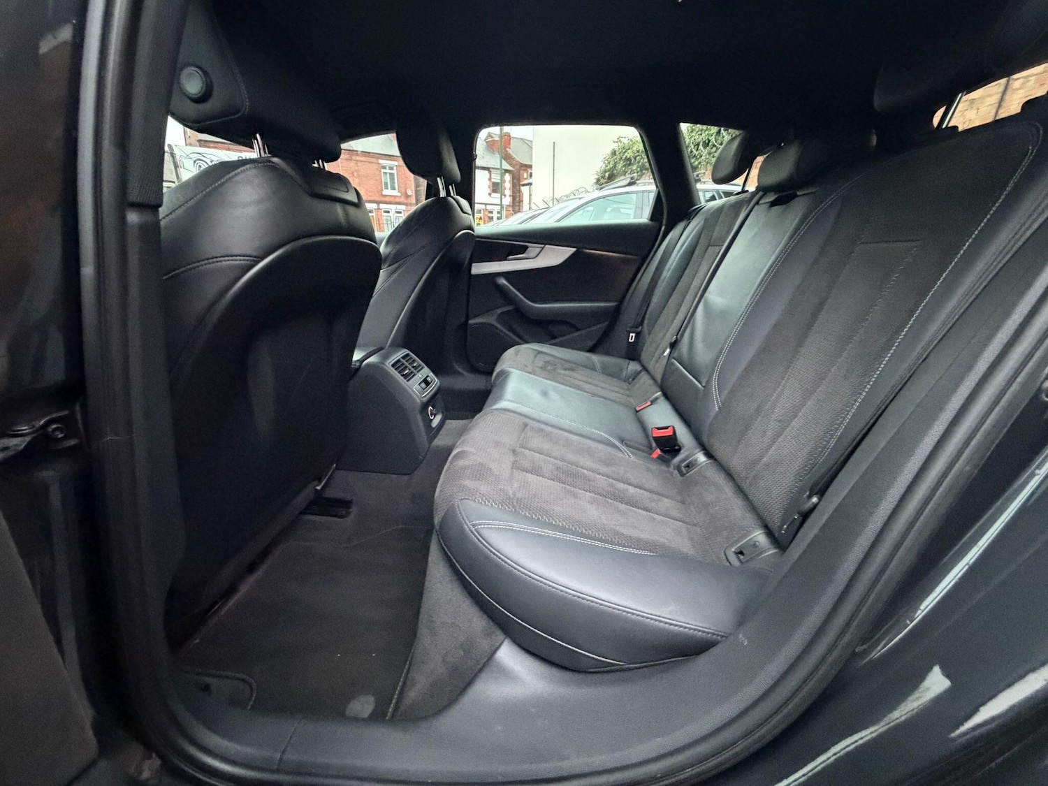 Used Audi A4 Avant 2019 for sale - 77057156: Photo 43