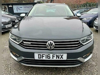 Used Volkswagen Passat 2016 for sale - 76499357: Photo
