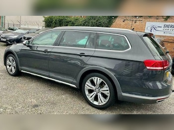 Used Volkswagen Passat 2016 for sale - 76499357: Photo