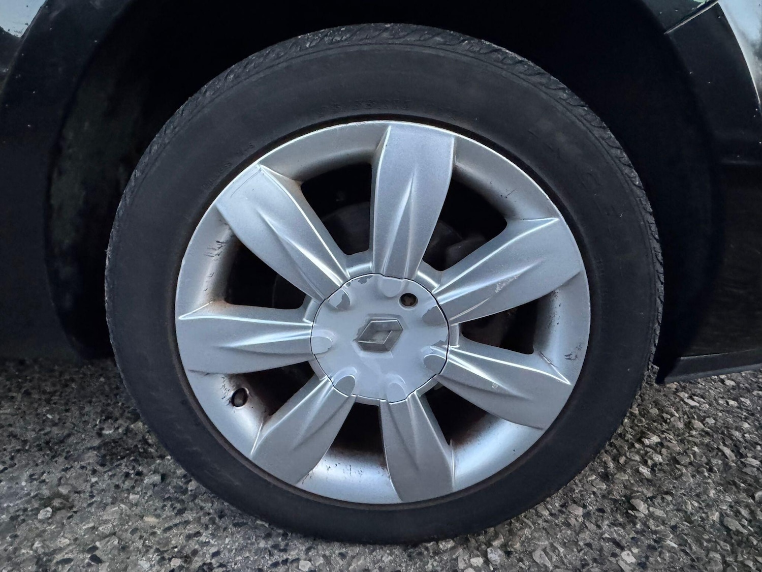 Used Renault Clio 2010 for sale - 77054027: Photo 16