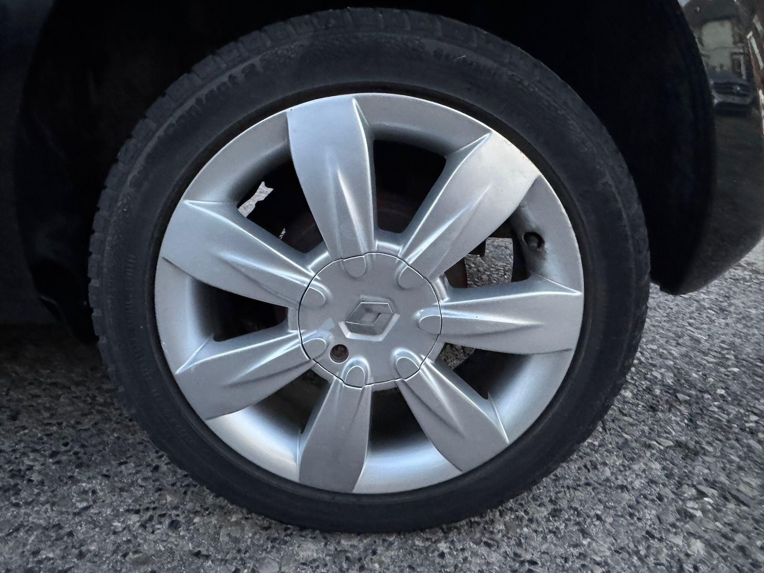 Used Renault Clio 2010 for sale - 77054027: Photo 17