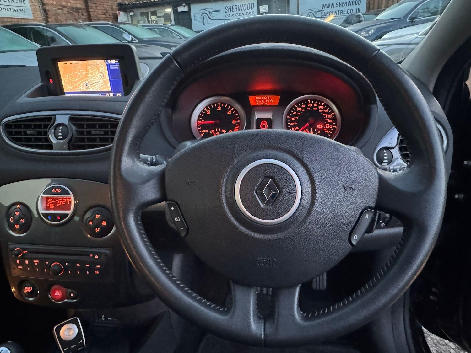 Used Renault Clio 2010 for sale - 77054027: Photo 20