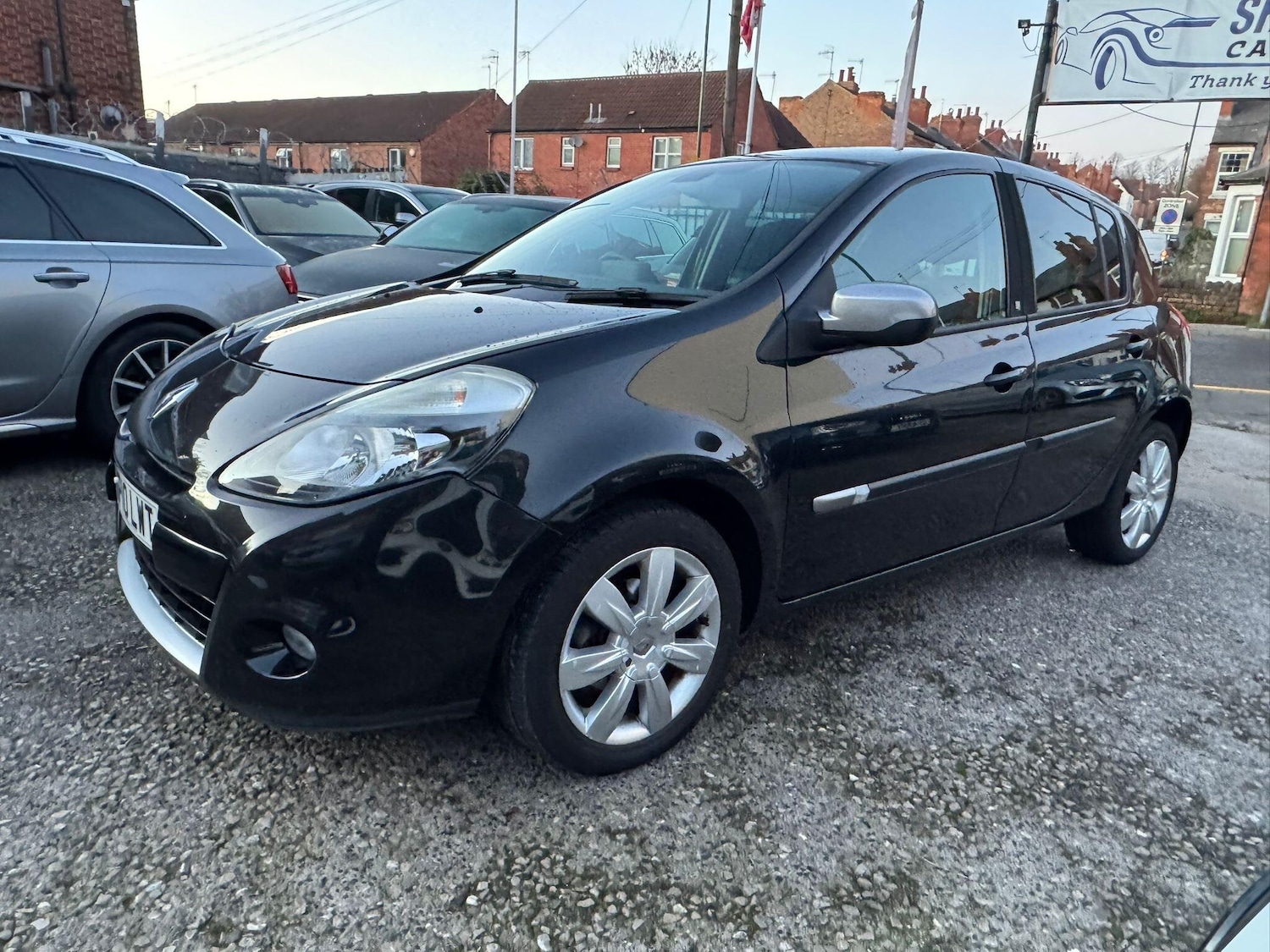 Used Renault Clio 2010 for sale - 77054027: Photo 3